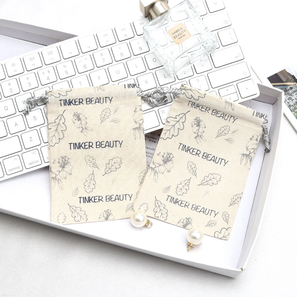 Custom Full Screen Printing Small Muslin Cotton Cosmetic Dust Bag Customized Organic Gift Packing Storage Pouch Muslin Bag