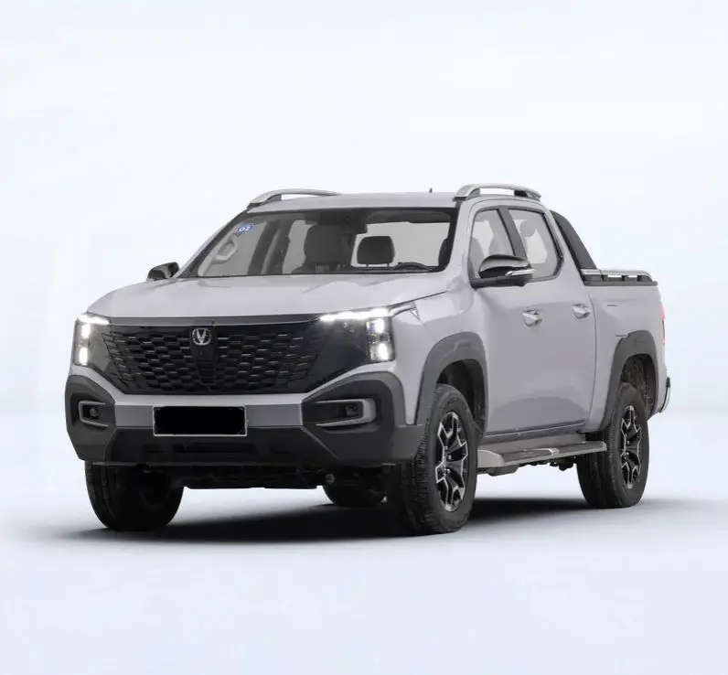 2024 2.0T Manual/Automatic Two-Drive Model Auto Vehicles Gasoline Car Changan F70 Blue Whale