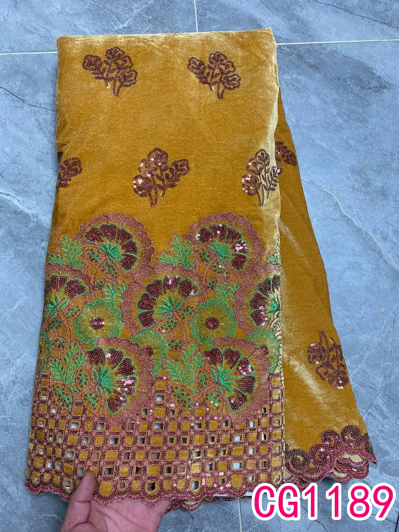 Luxury velvet sequin lace high quality lace fabric velvet embroidery sequins velvet lace fabric