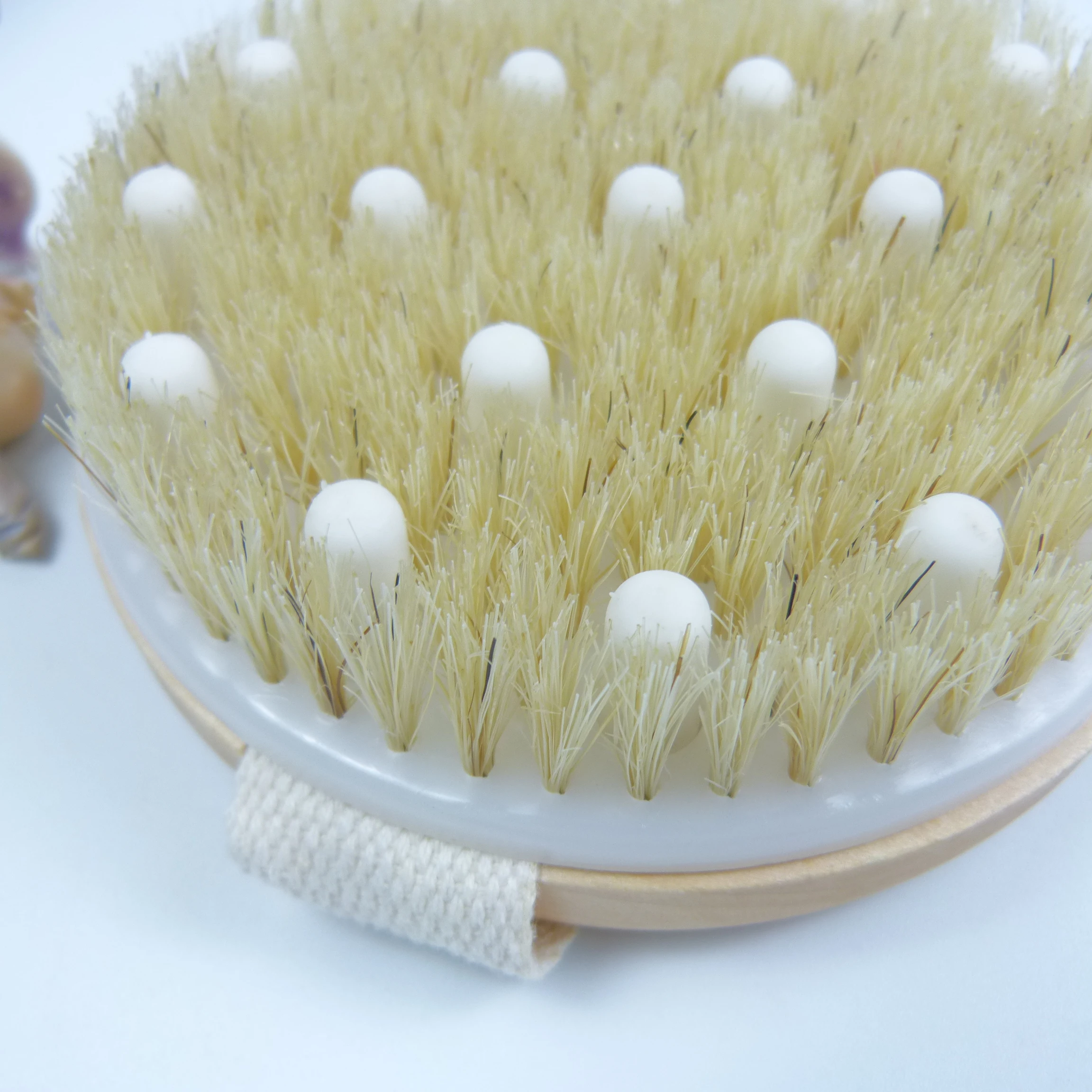 Bath Brush  Exfoliating Silicone Scrubber Cleaning Massage Body Bath Brushes with Wooden Bamboo Bath Brushes Sponges & Scrubbers