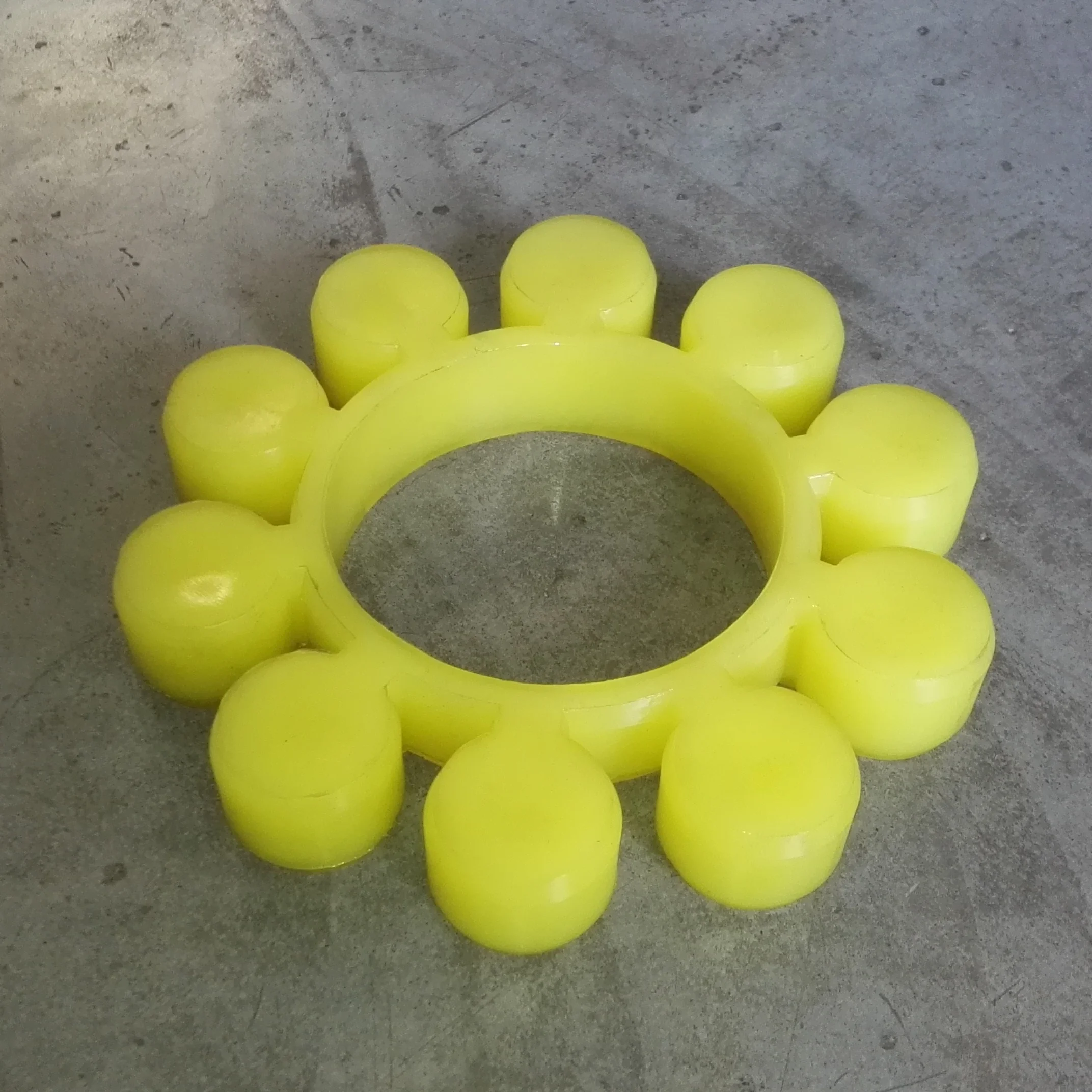 
Large torque flexible drive coupling for mining machinery 