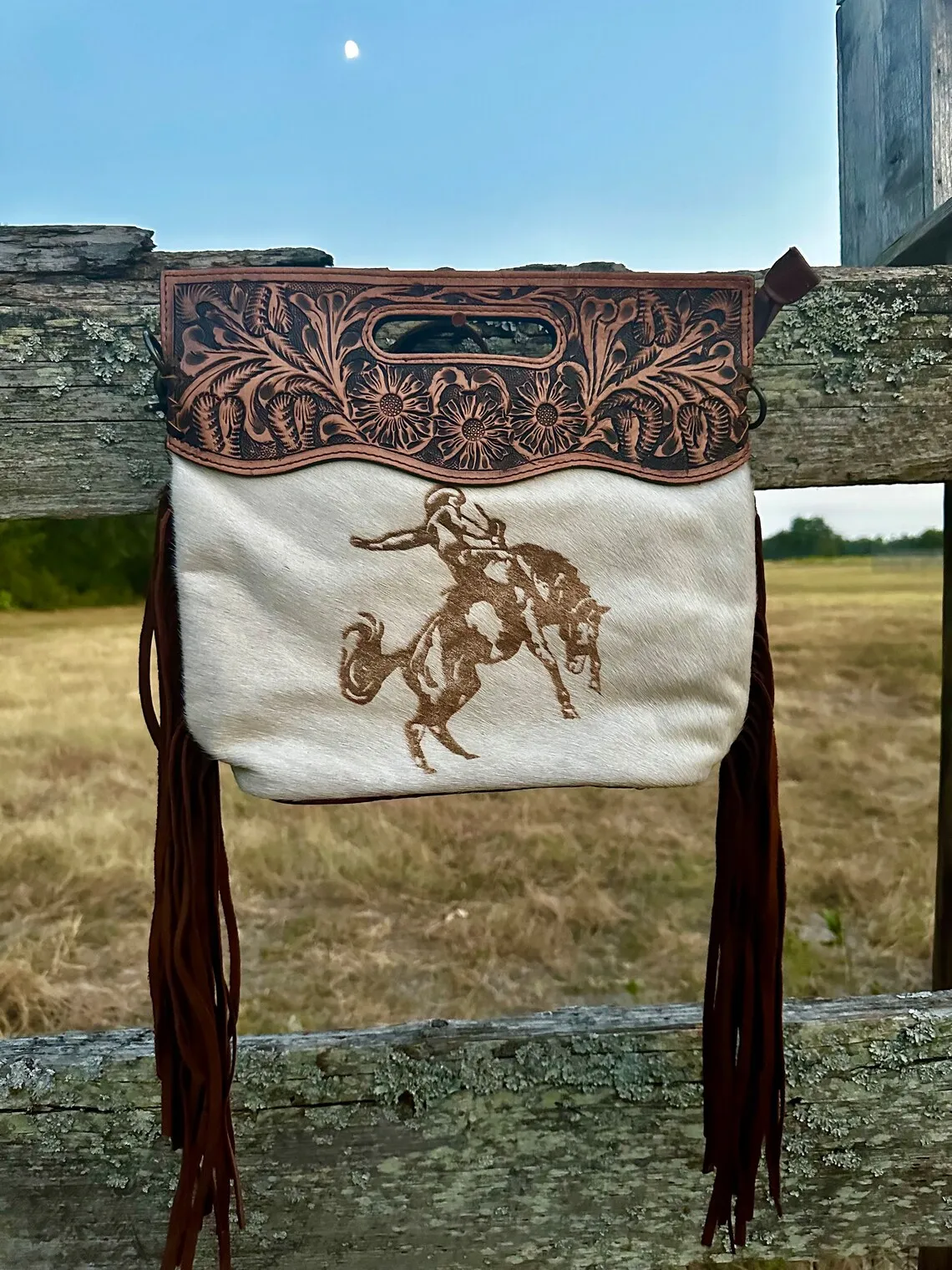 Best Seller Western Hand Tooled Genuine Leather Purse Cowhide Crossbody Saddle Blanket Bag Fringe Bolsa Wholesale Manufacturer