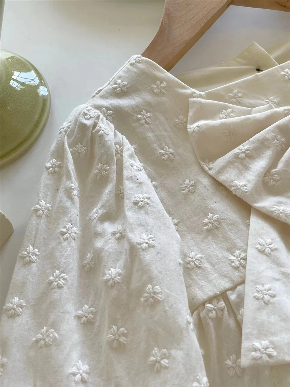 JNFS Latest Designer Baby Girls Romper Flower Embroidery Front Bows Infant Jumpsuits Princess Party Newborn Clothes