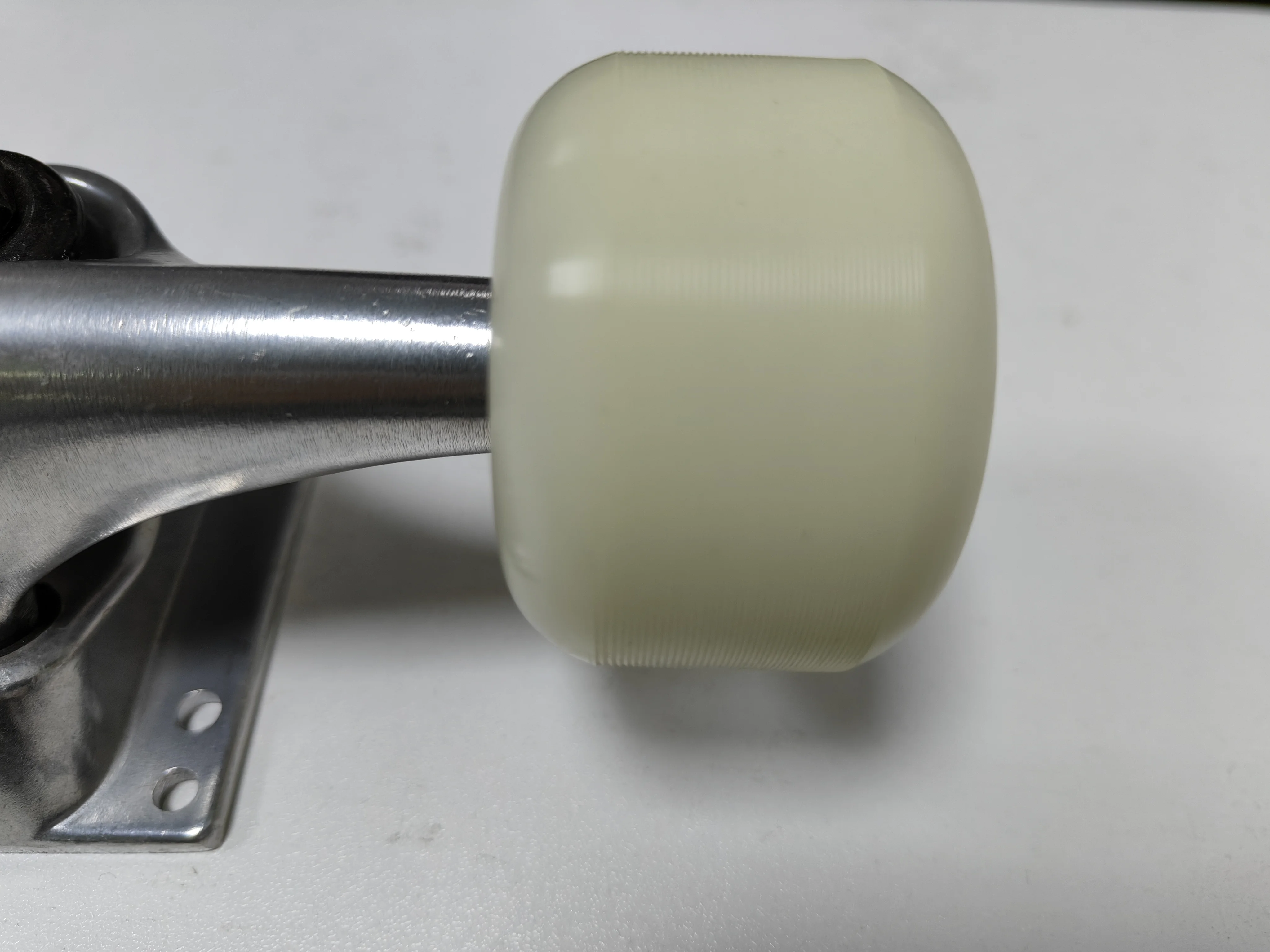 Customized Offset Skate Wheels 54mm 55mm  95A 97A Freestyle Urethane Sideset Skateboard Wheels