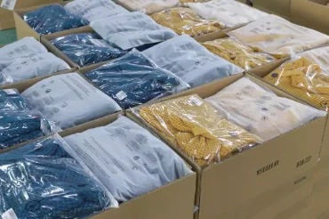 
2020 Winter Ladies faux Fur Vest Women Fur Gilet Customize Logo Woolen Warm Coat 