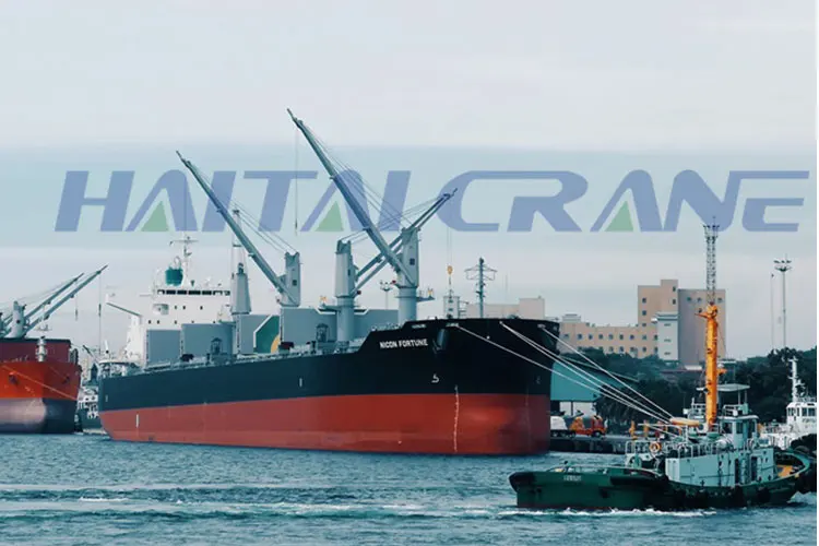 China marine hydraulic flat deck crane