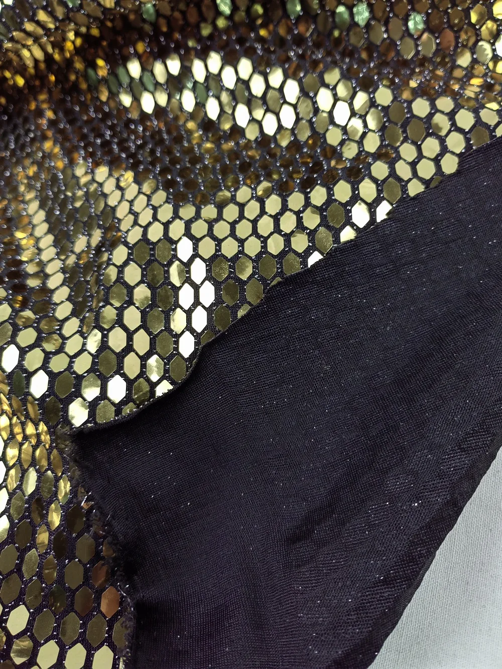 TS-E5028 Hotsale  gold sequin with spandex glitter dot, metallic jersey fabric for fashion dress