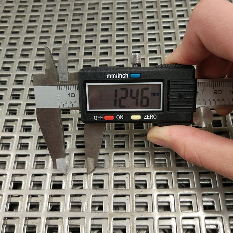 Aluminum/ Stainless Steel/ Galvanized Customized Perforated Metal