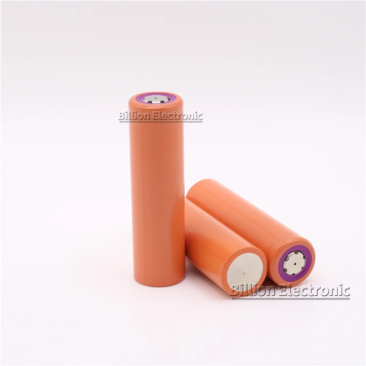 Brand New UR 18650 ZT Rechargeable Lithium Battery  3.7V Flat Top 2800mAh Lithium Li-Ion Batteries Cell