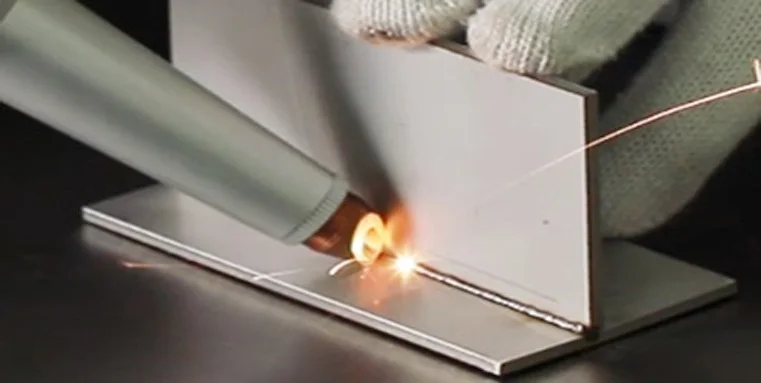 Portable laser cleaning welding machine steel aluminum fiber laser welders 1500w 2000w 3000w