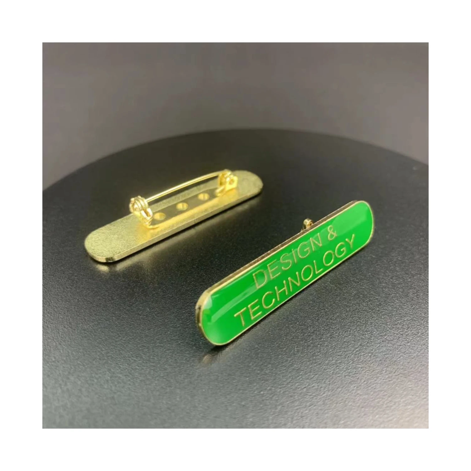 
High Quality Customized Wholesale Metal Post Sign Lapel Pins For Work 