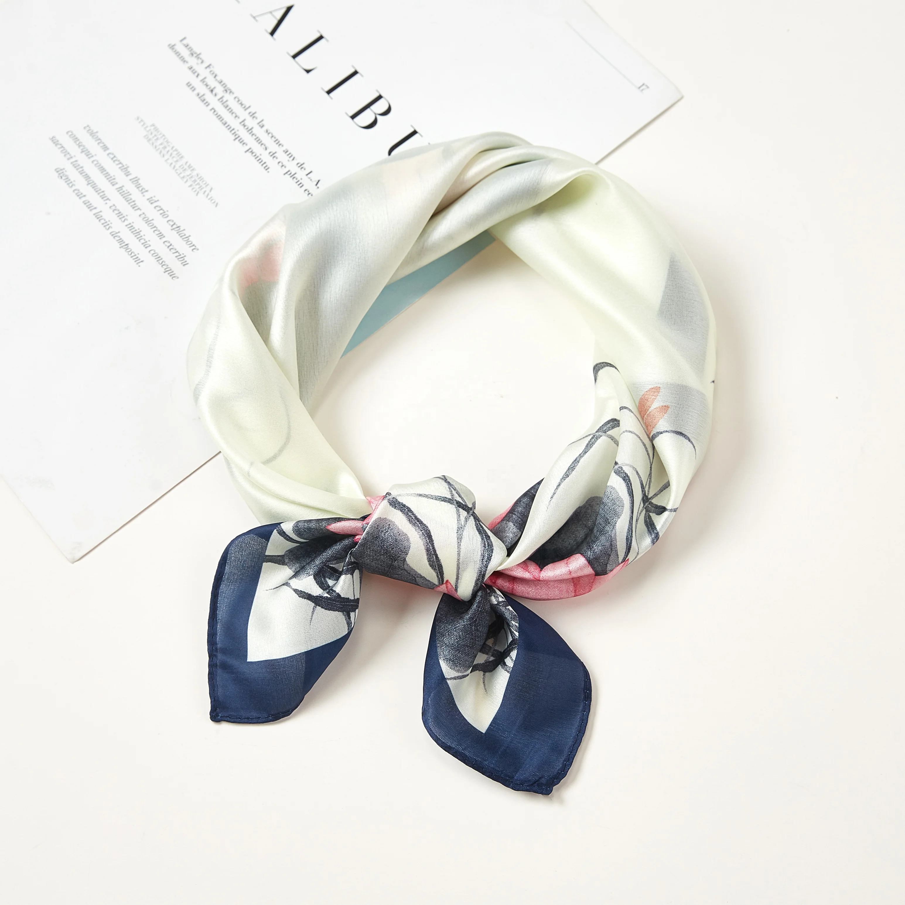 high quality lady scarf luxury stylish trend custom silk neck kerchief digital  printed  scarf