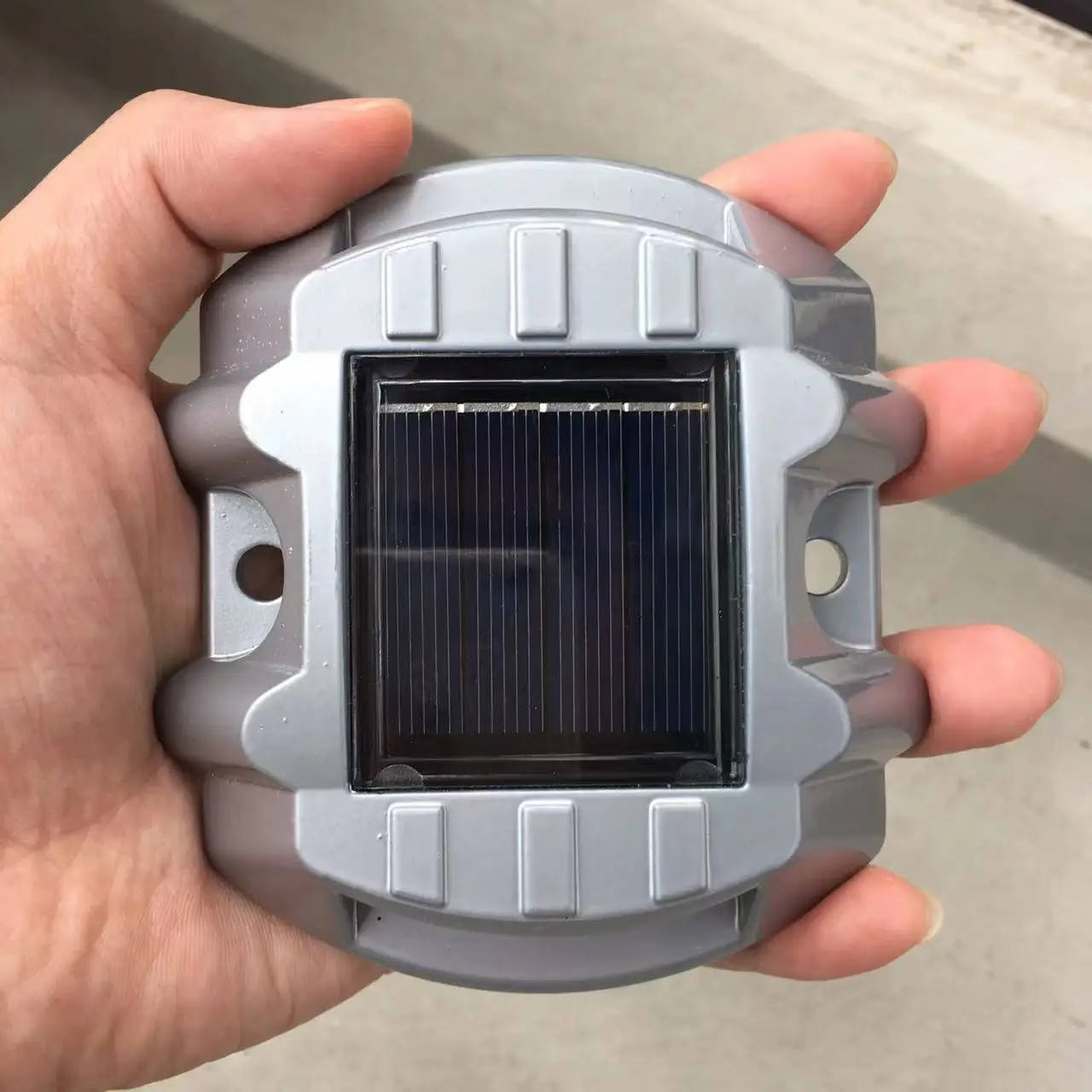 Top-tier IP68 Waterproof LED Ground Warning Light Reflective Solar Road Studs. Ideal for road marking