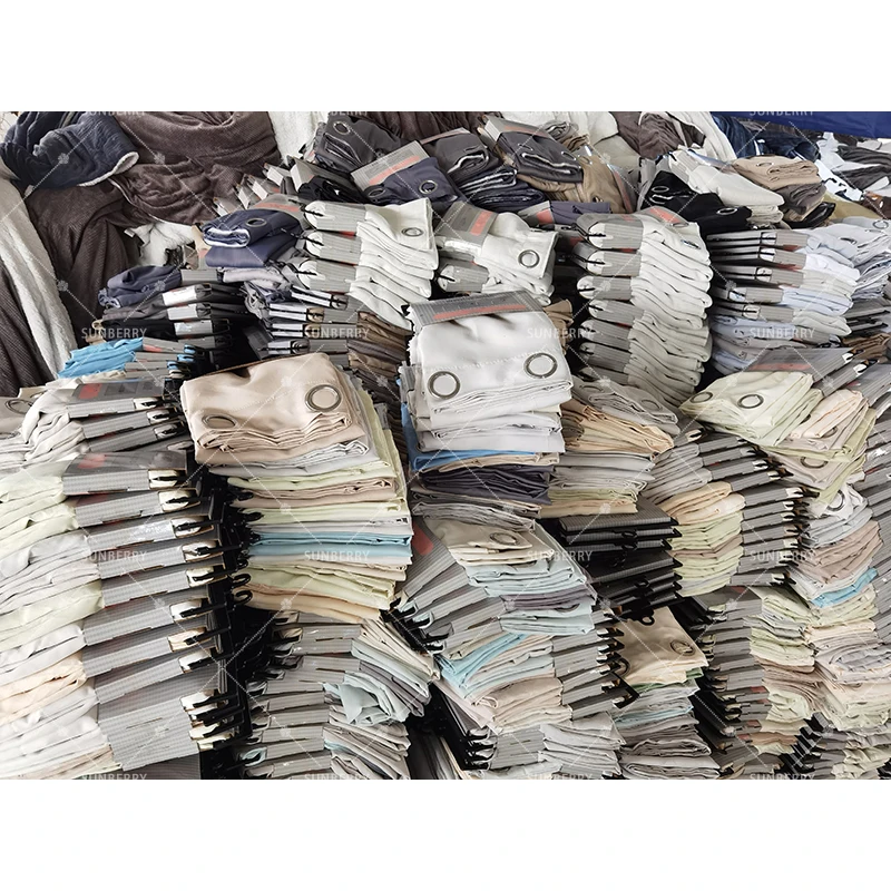 Затемняющие жаккардовые шторы из 100% полиэстера