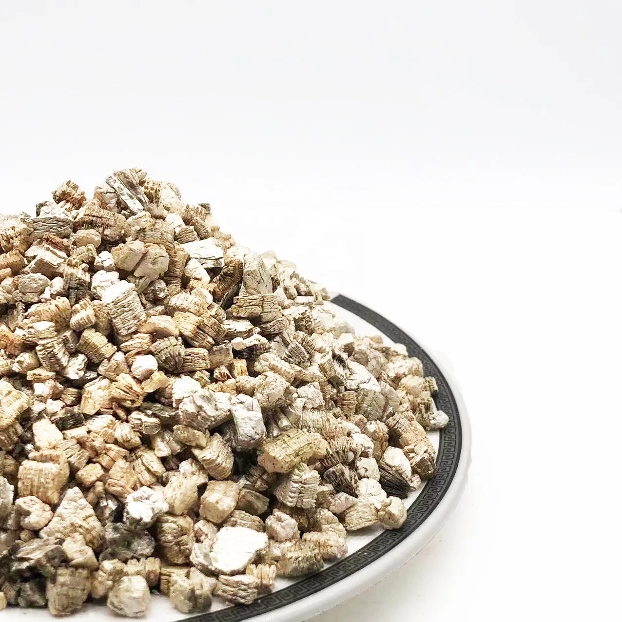Golden expanded vermiculite price of golden vermiculite