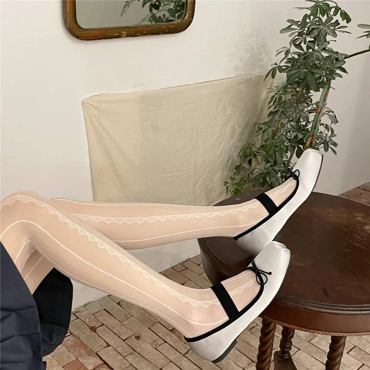 Женские колготки из нейлона