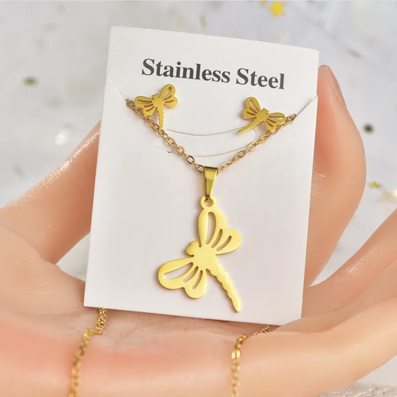 Simple Cut Stainless Steel Horse Pendant Custom PVD  Plated 18k Gold Cute Animal Insect Pendant Necklace Earrings Fashion Set