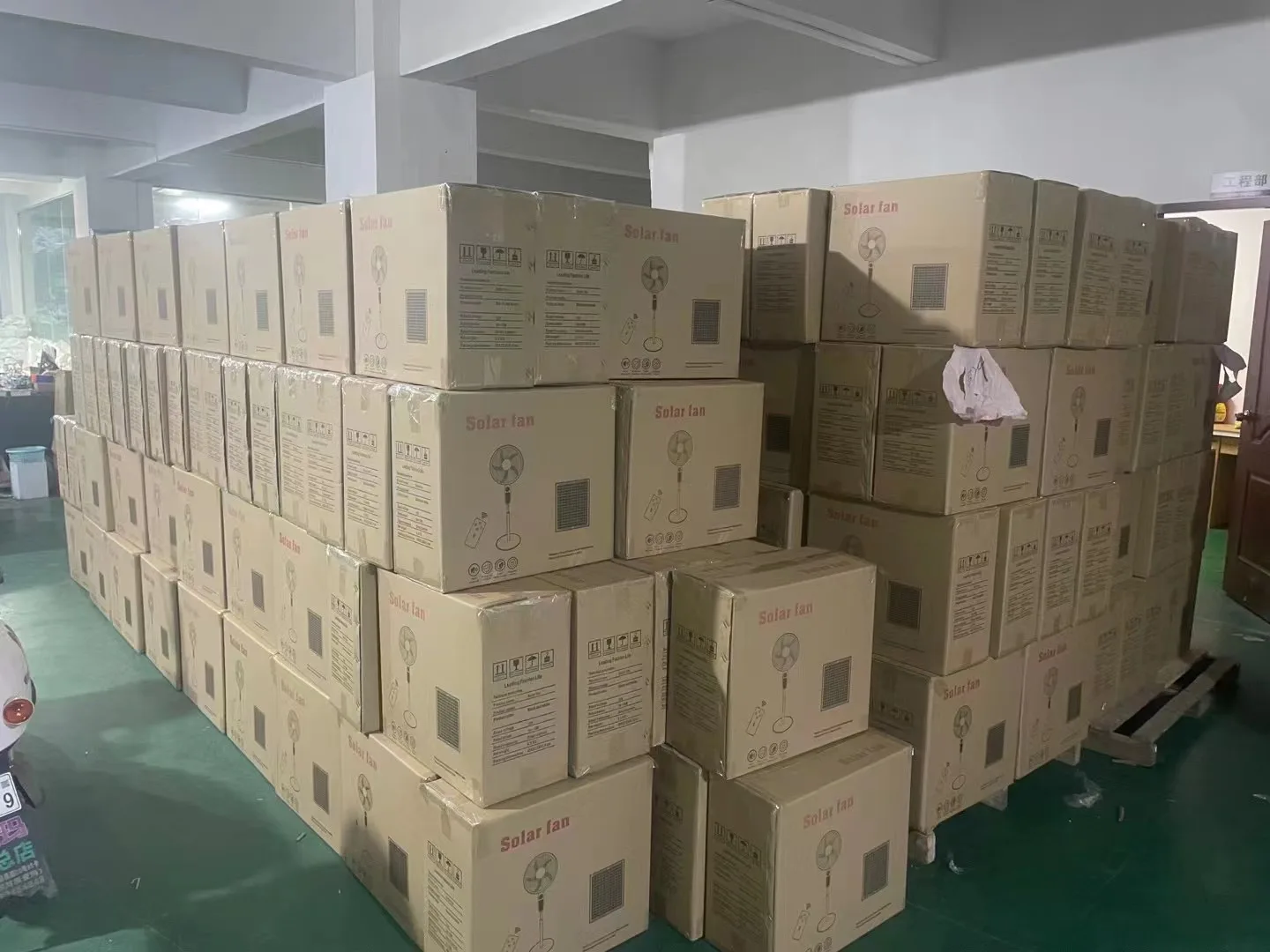 China Factory 16inch 18inch 12v Dc Solar Ac Dc Fan Solar Rechargeable Fan With Solar Panel Usb Charge And Led Light