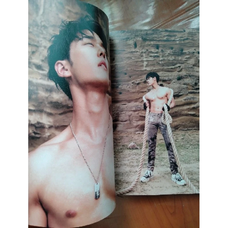 Best customizable photobook for your favorite star