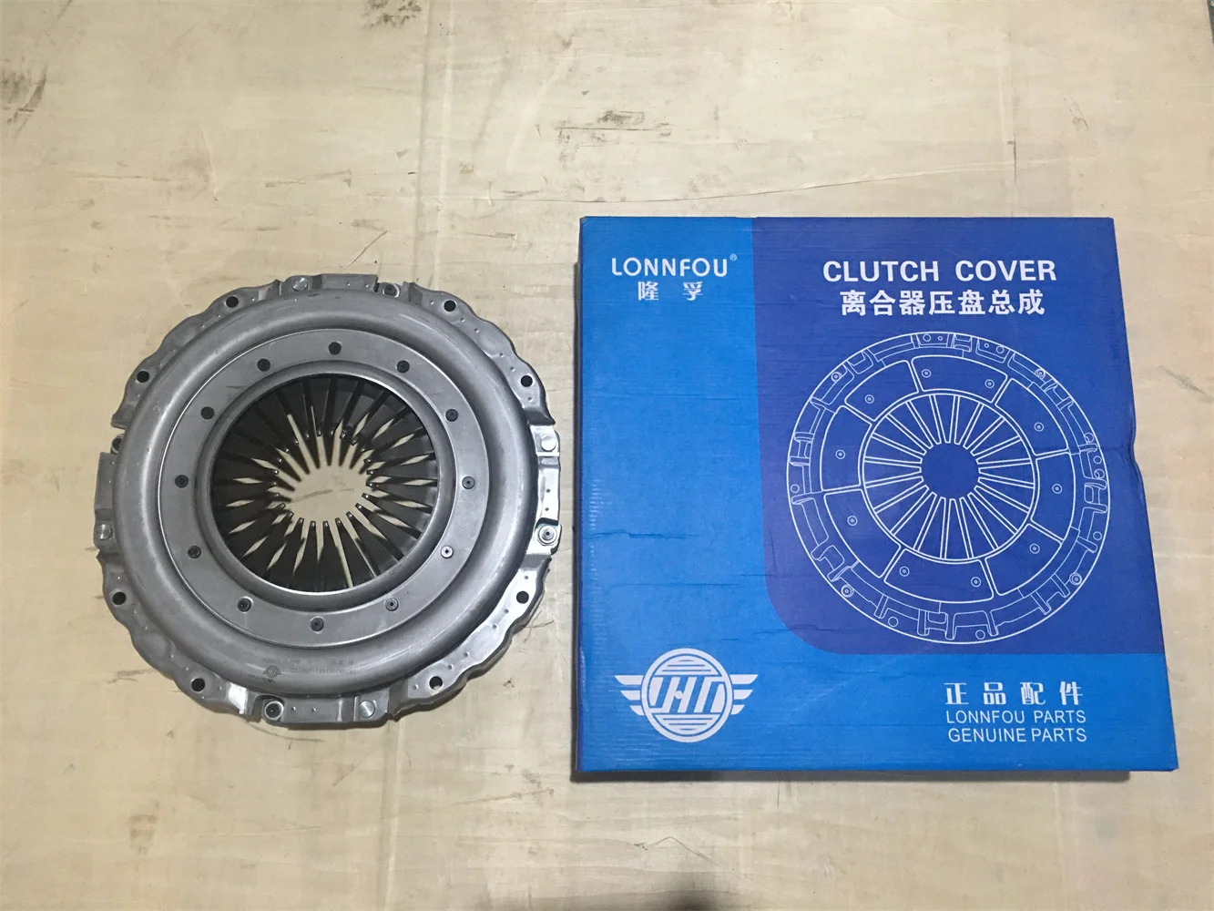 high performance bus spare parts ZK6896HGA clutch cover 1601-00388 3482634003 bus clutch plate