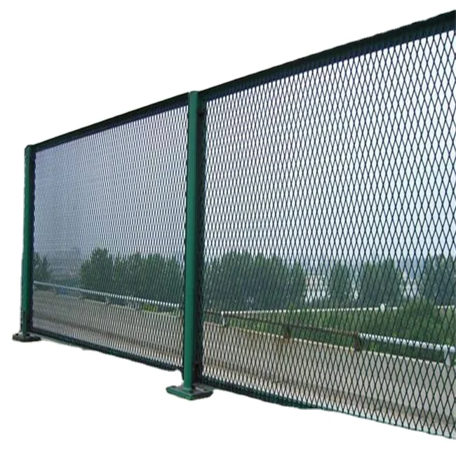 Powder Coated Galvanized Diamond Expanded Metal Wire Mesh Fence