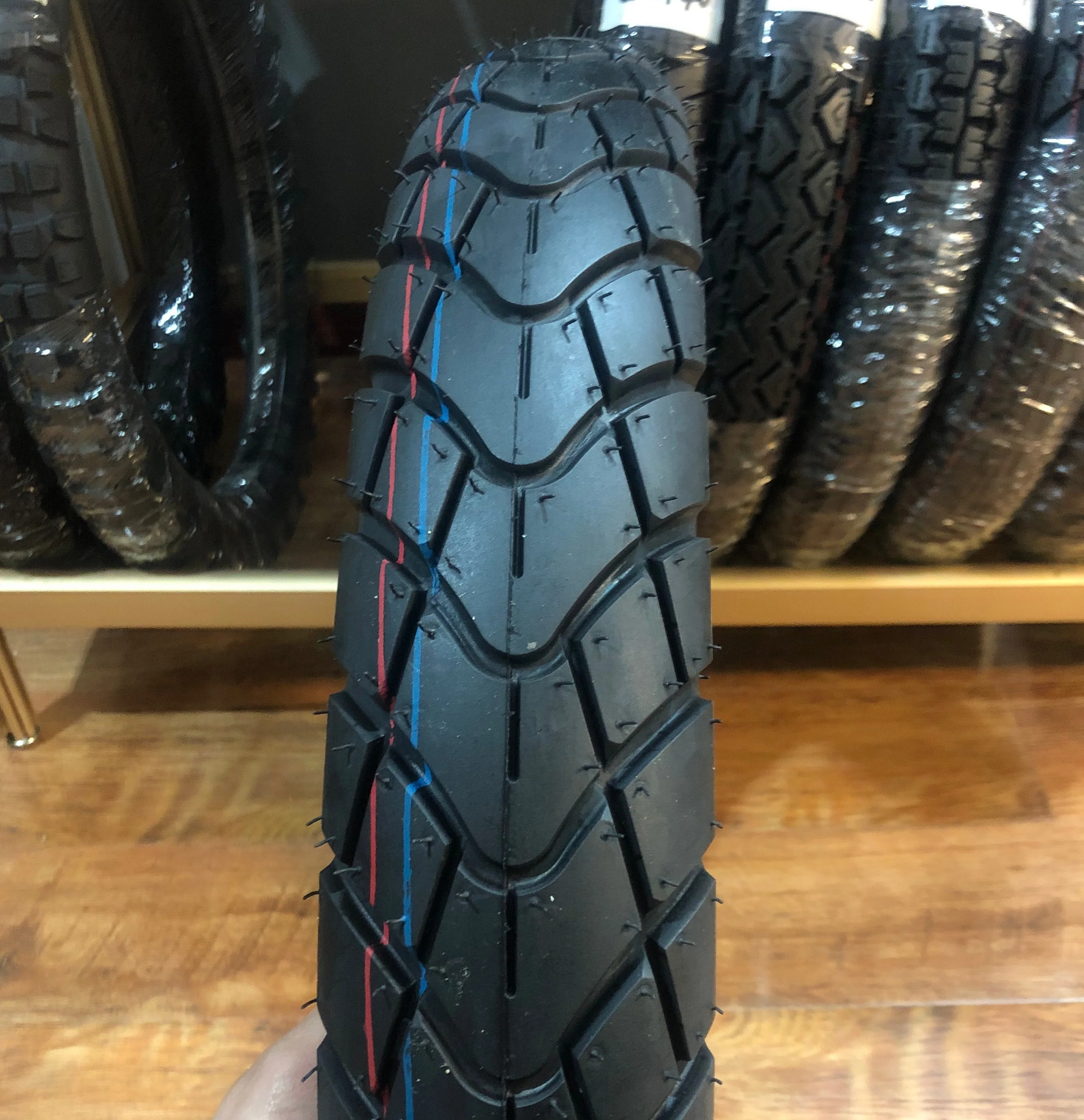 GMT62  275-18 MOTORCYCLE TIRE / llantas de moto 2.75-18 /8PR TUBELESS