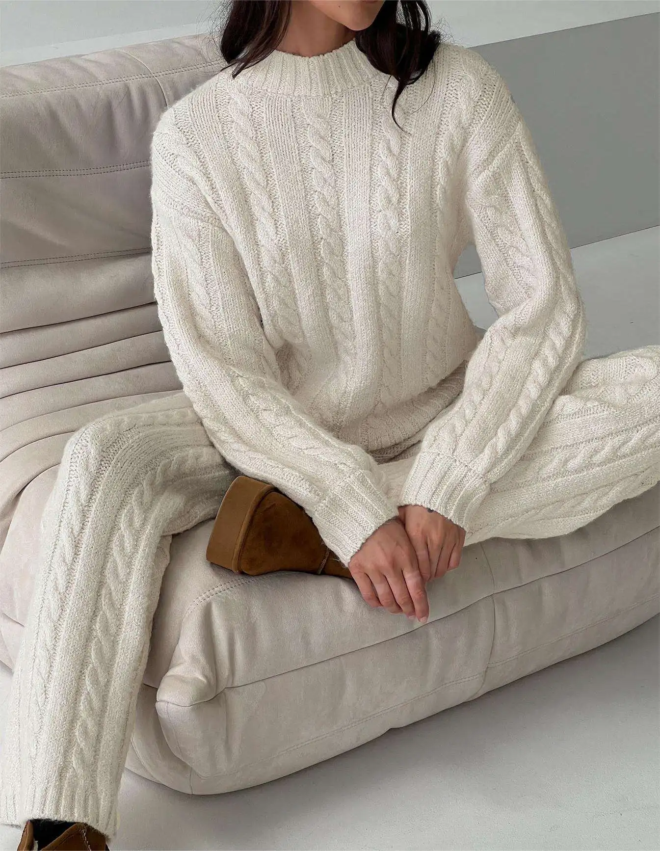 2024 Supplier Custom Sweater And Pants Set Knitwear Pants Set Women Mock Neck Cable Knit Sweater Set For Women