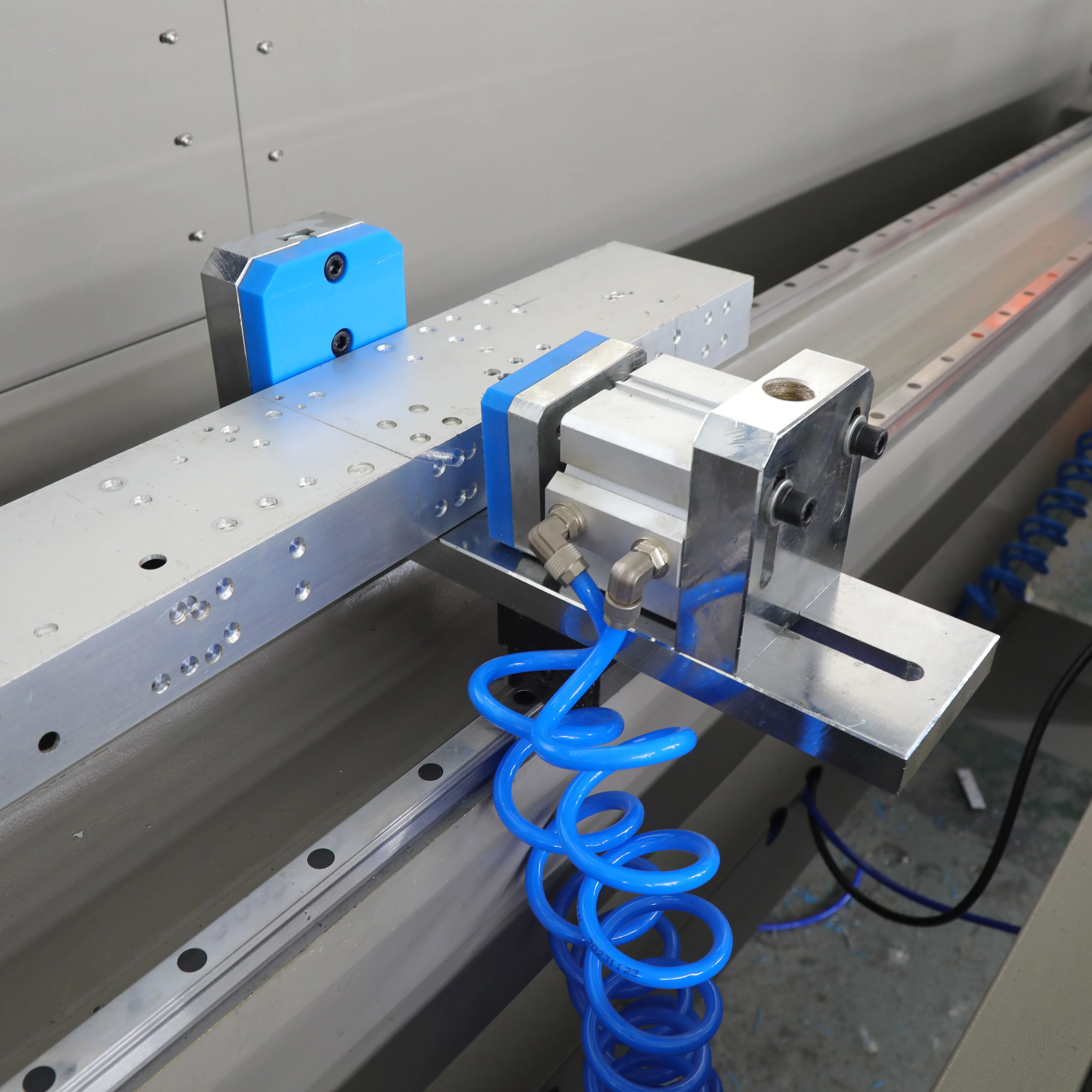 Best Selling CNC milling and drilling machine for Aluminum window and door