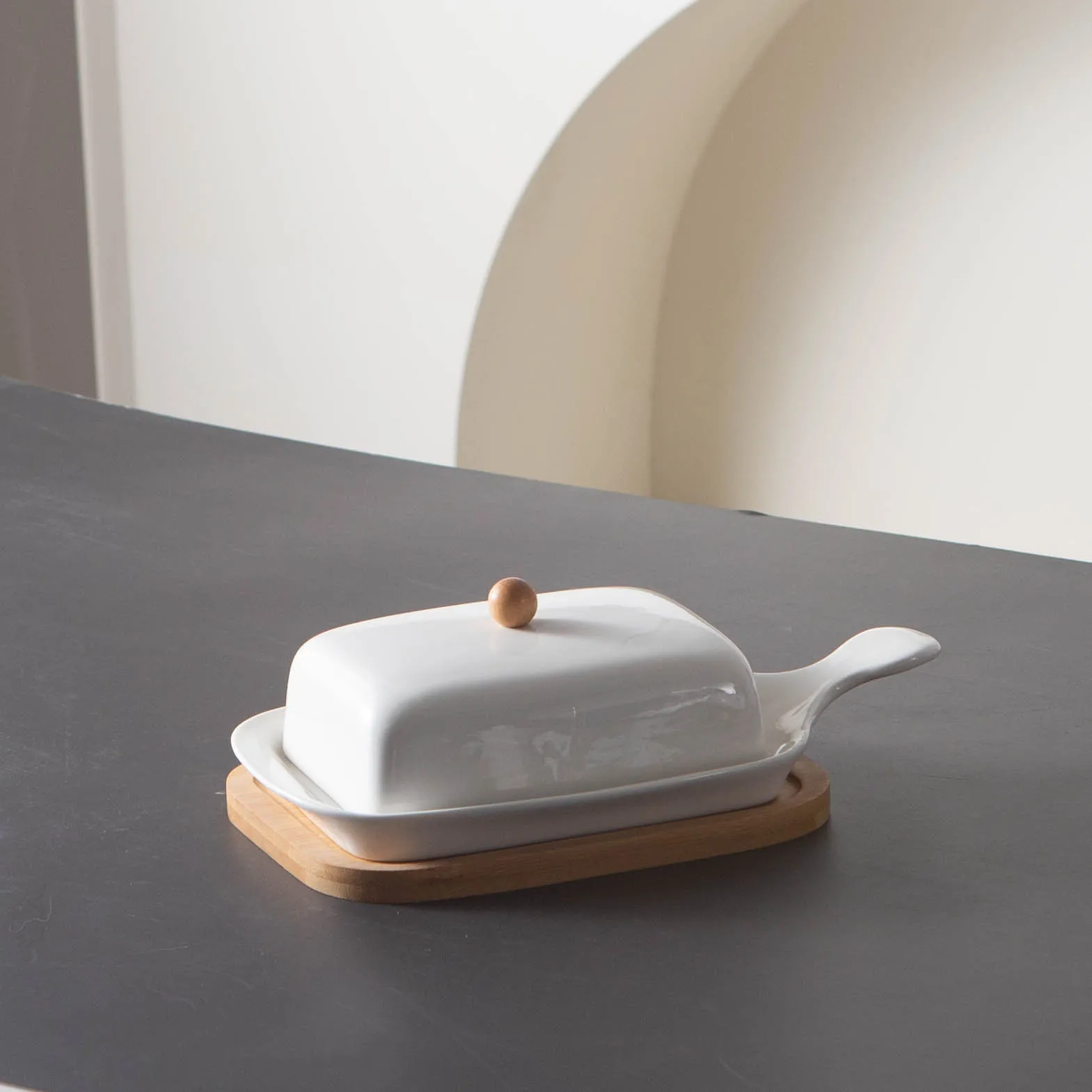 Home Rectangle Ceramic butter keeper bamboo base butter dish LOGO customized acceptable