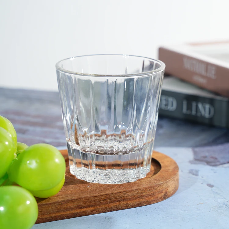 230ml flower-bottomed Starched custom logo thick bottom whisky glass