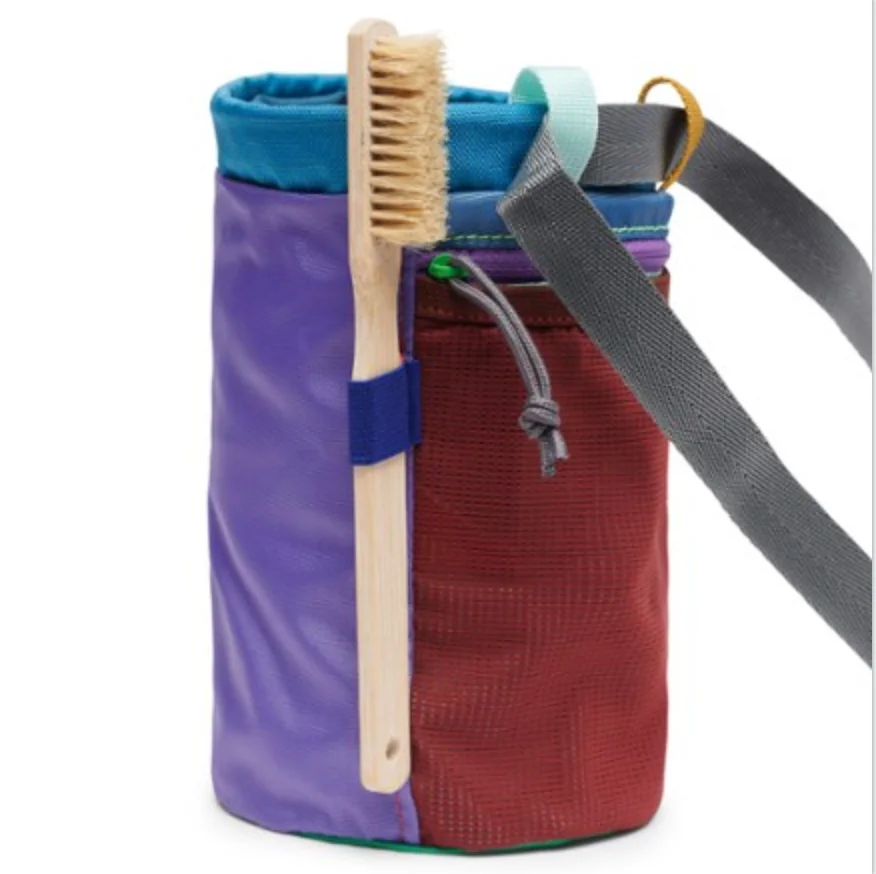 Manufacturing OEM Portable Outdoor Hiking Sport Gym Nonslip Magnesia Pouch Rock Climbing Chalk Bag with Drawstring Closure