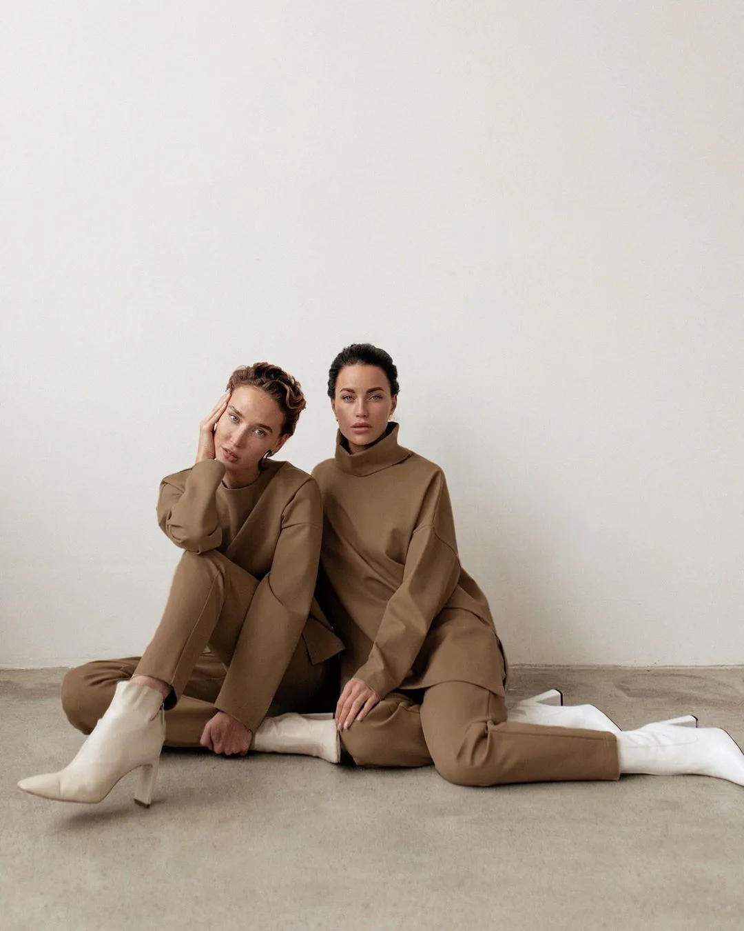 Womens 2 Piece Set Clothing Casual Loose Fit Round Neck Turtle Neck Top and Pants 2 Piece Set Fall Clothing for Ladies Spring