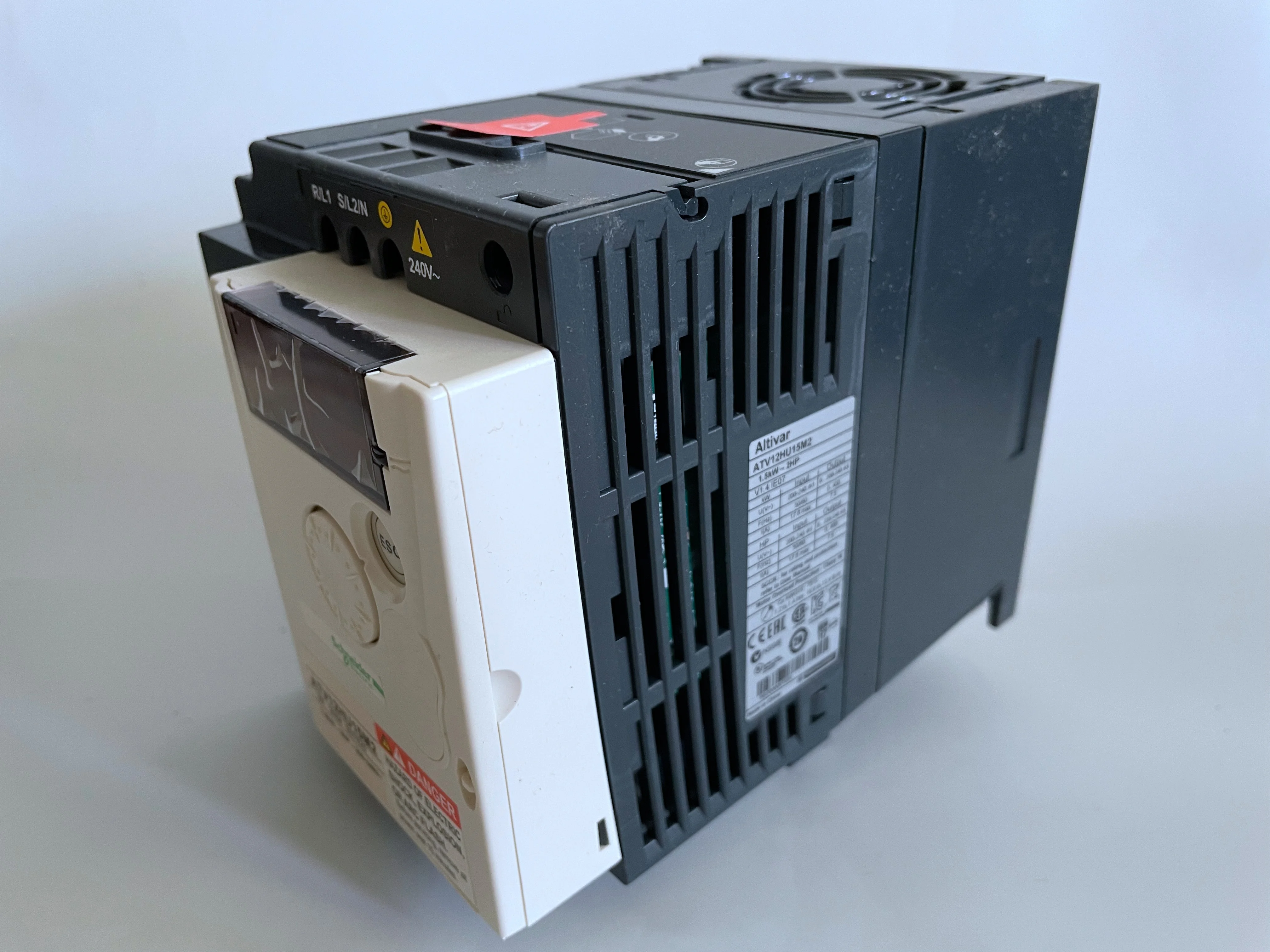  ATV12HU15M2 высококачественный двигатель с понижающим усилением экономичный преобразователь
