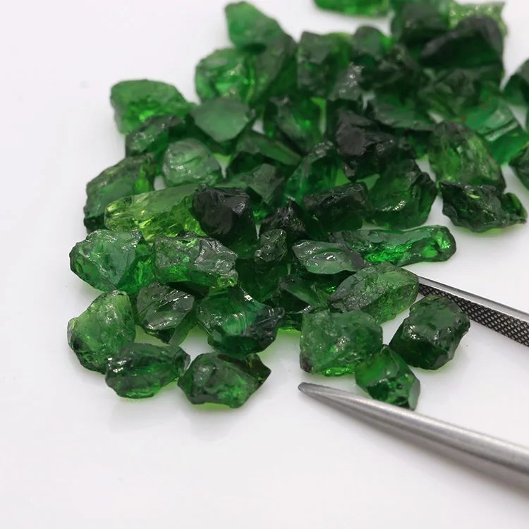 Wholesale green garnet rough jewelry stone natural green garnet tsavorite raw for jewelry making