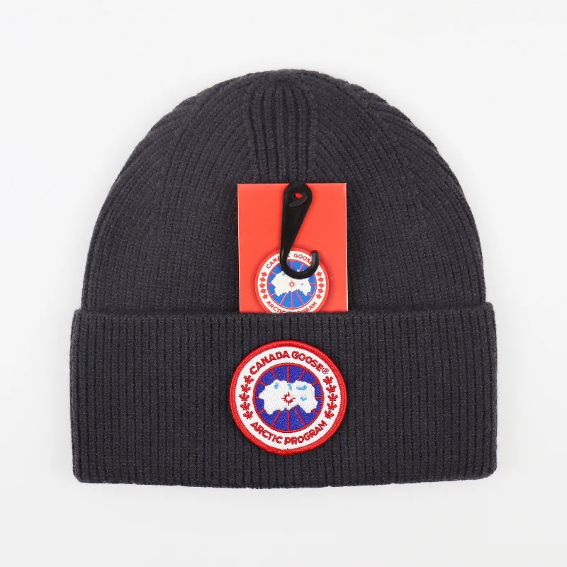 High Quality 2024 Wholesale Luxury Designer goose Beanies caps Winter Knitted goose cap Beanies women men