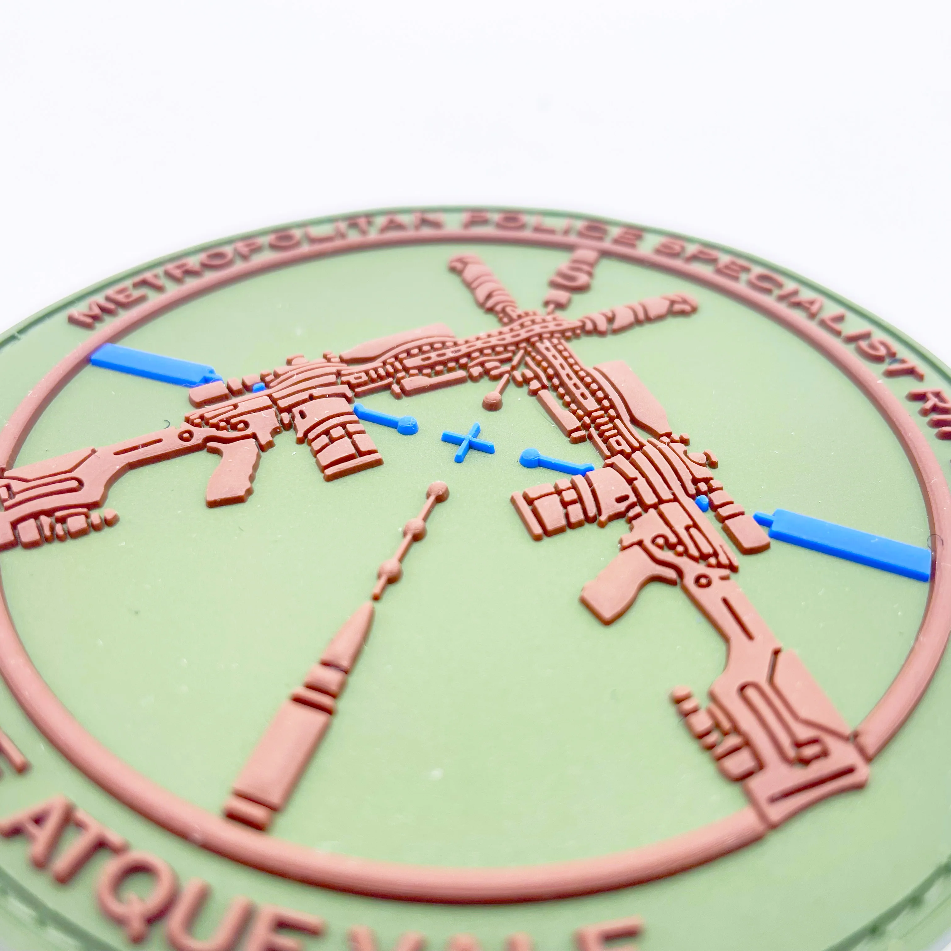 Popular Design Badges Cloth Stickers Patches 2D/3D Soft Rubber Fabric Personalized China Factory Customized PVC Patches Sequins