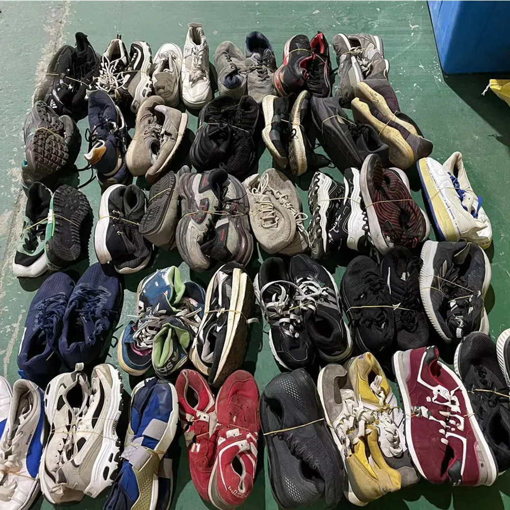 Vietnam Original Used Basketball Sports Shoes Manufacturers Second Hand Men Mix Stock Shoes In China