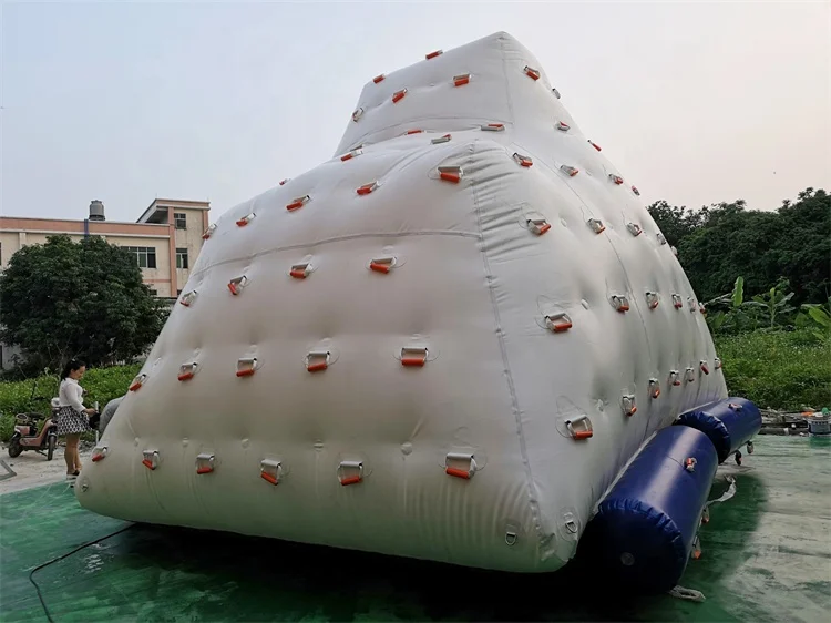 PVC White Slide Tower Water Toy Inflatable Floating Iceberg for Water Sport