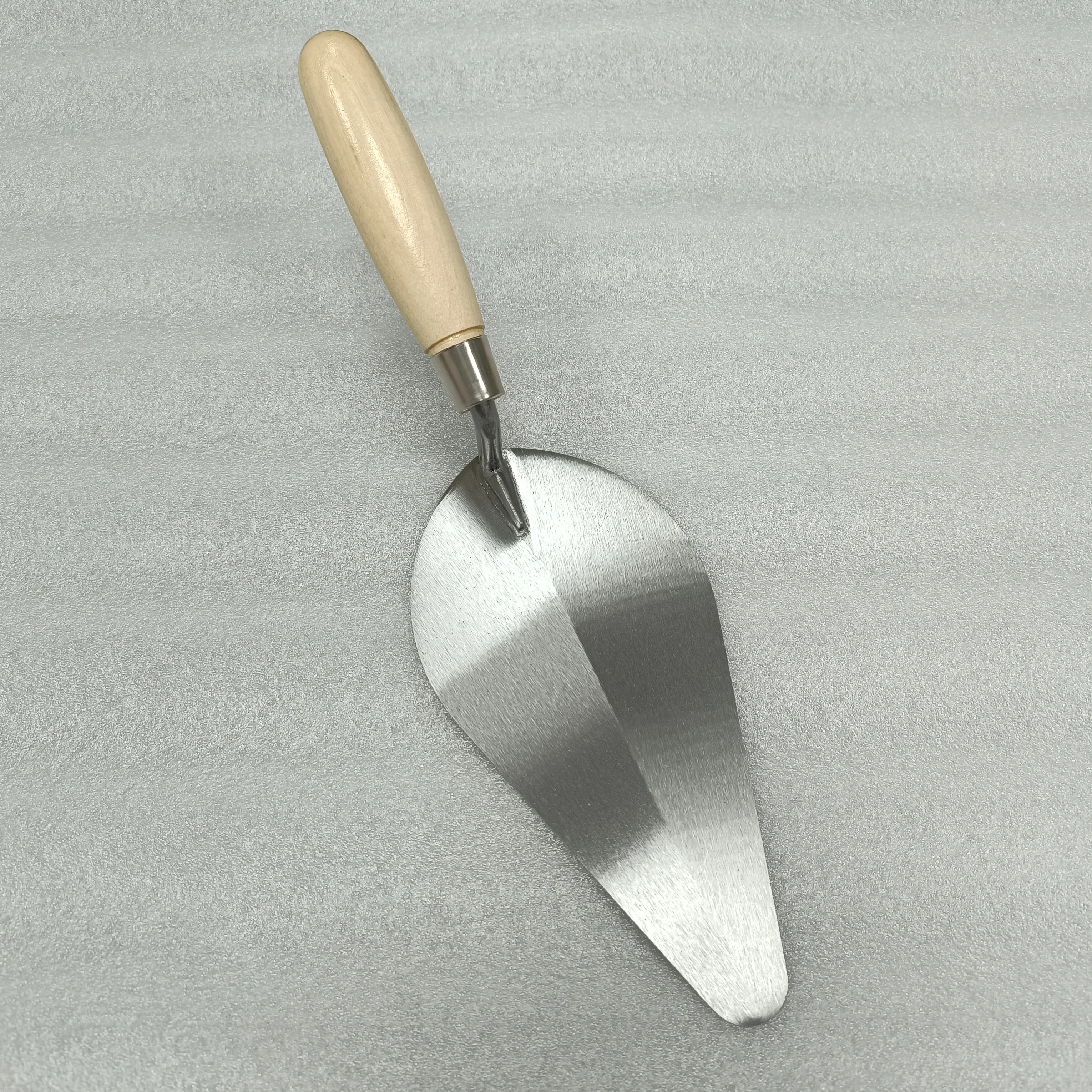 6 Inch Economic Type Trowel Carbon Steel Blade with Wooden Handle Bricklaying Trowel