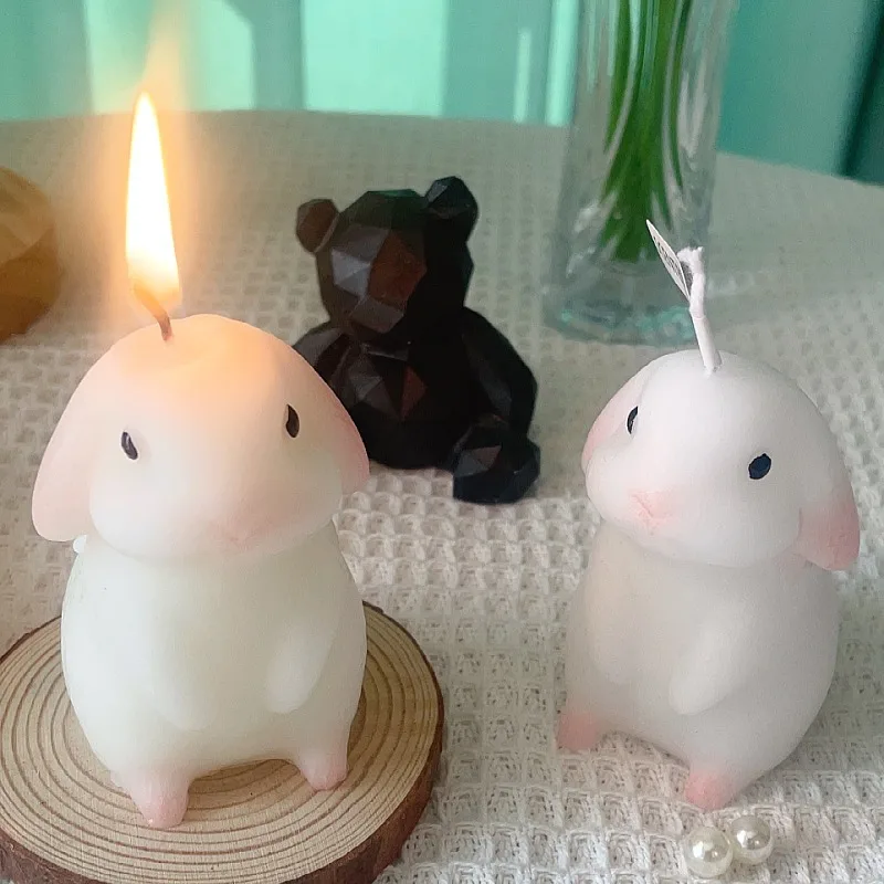 Lopsided rabbit scented candle, cute cartoon rabbit atmosphere sense of photography props to give gifts