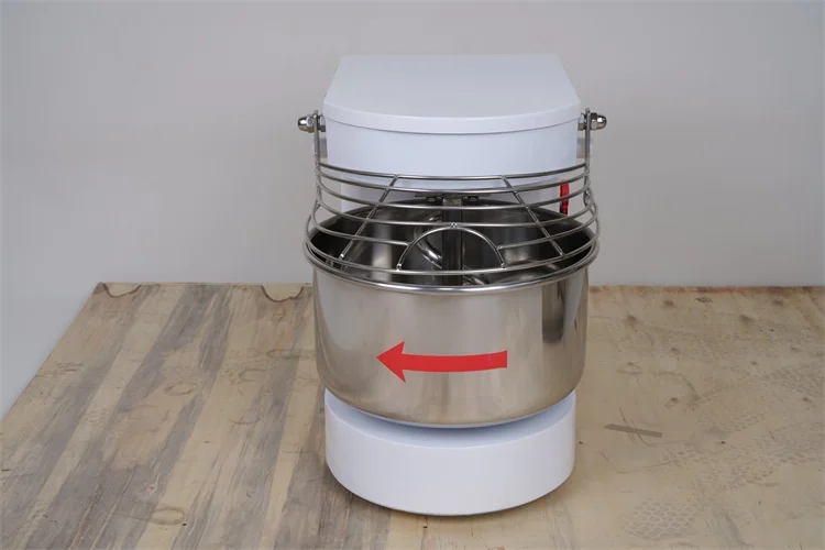 7L small spiral dough mixer DC motor with two speed reverse function 3KG flour capacity bread making machine bakery equipment