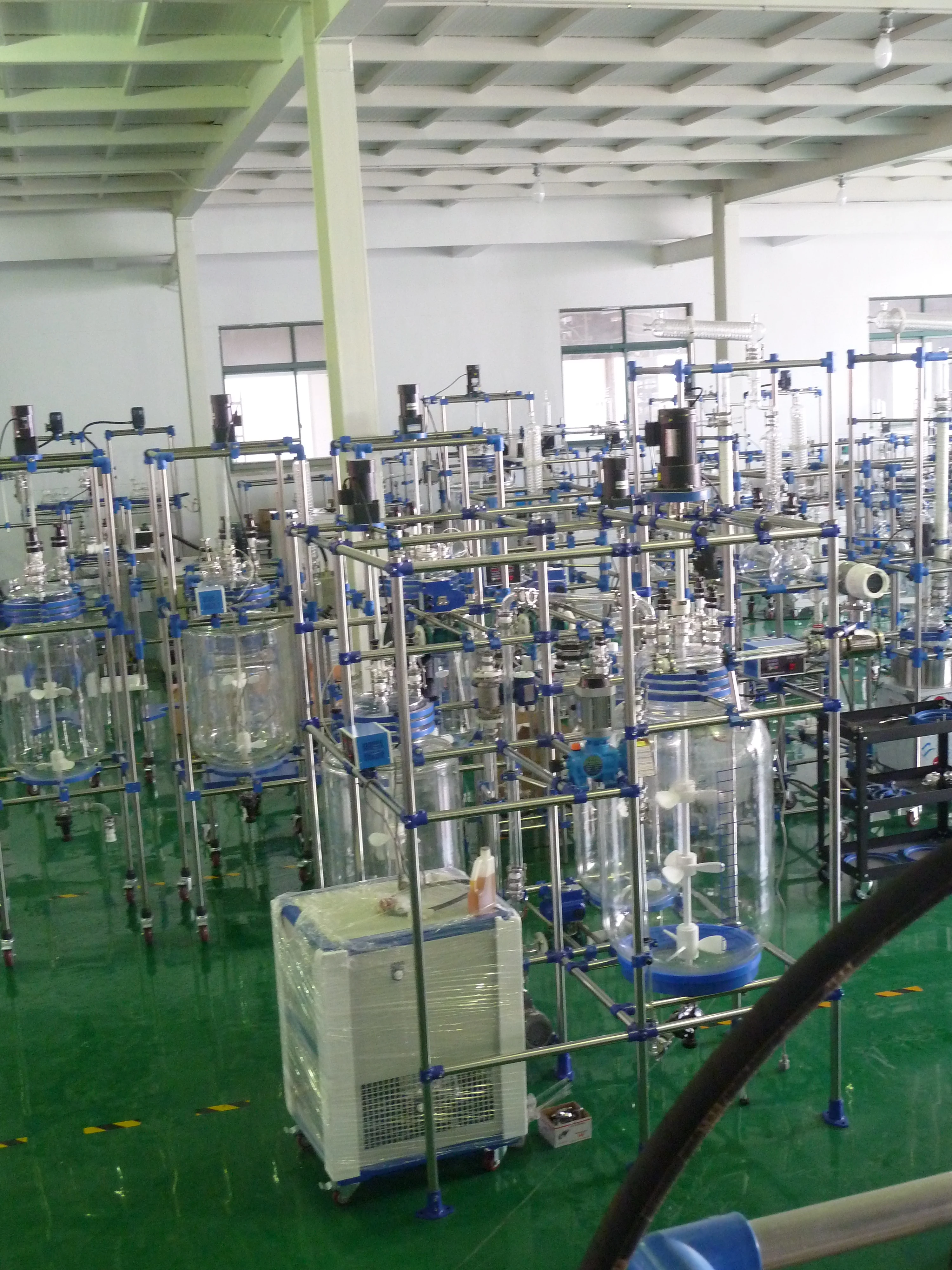 pyrex glass cylindrical  mini jacket glass reactor lab