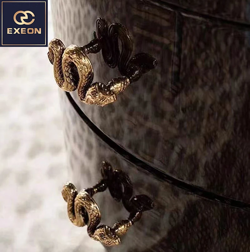 Modern Luxury Solid Wood Desk Hign End Home Office Furniture Table Design Metal Presidential Custom Desk