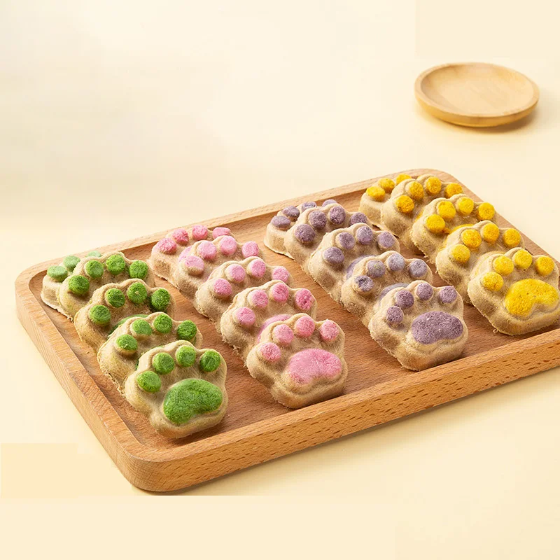 Cat Freeze-dried Snacks Cat Claw Shaped Raw Bone Meat Patties Cat Food Pet Treat