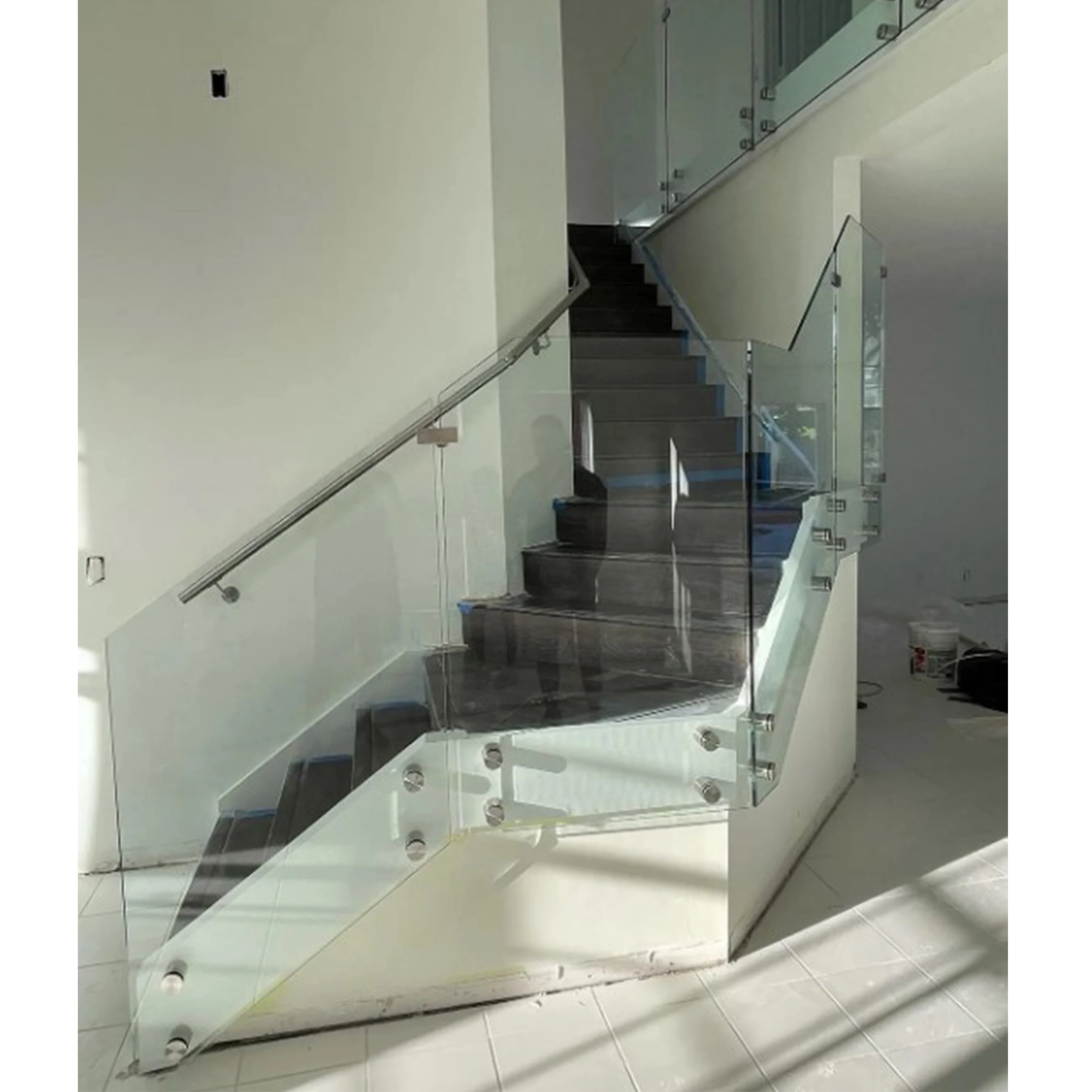Good price Frameless tempered glass railing Super Clear laminated glass fence  stair balcony standoff glass balustrade
