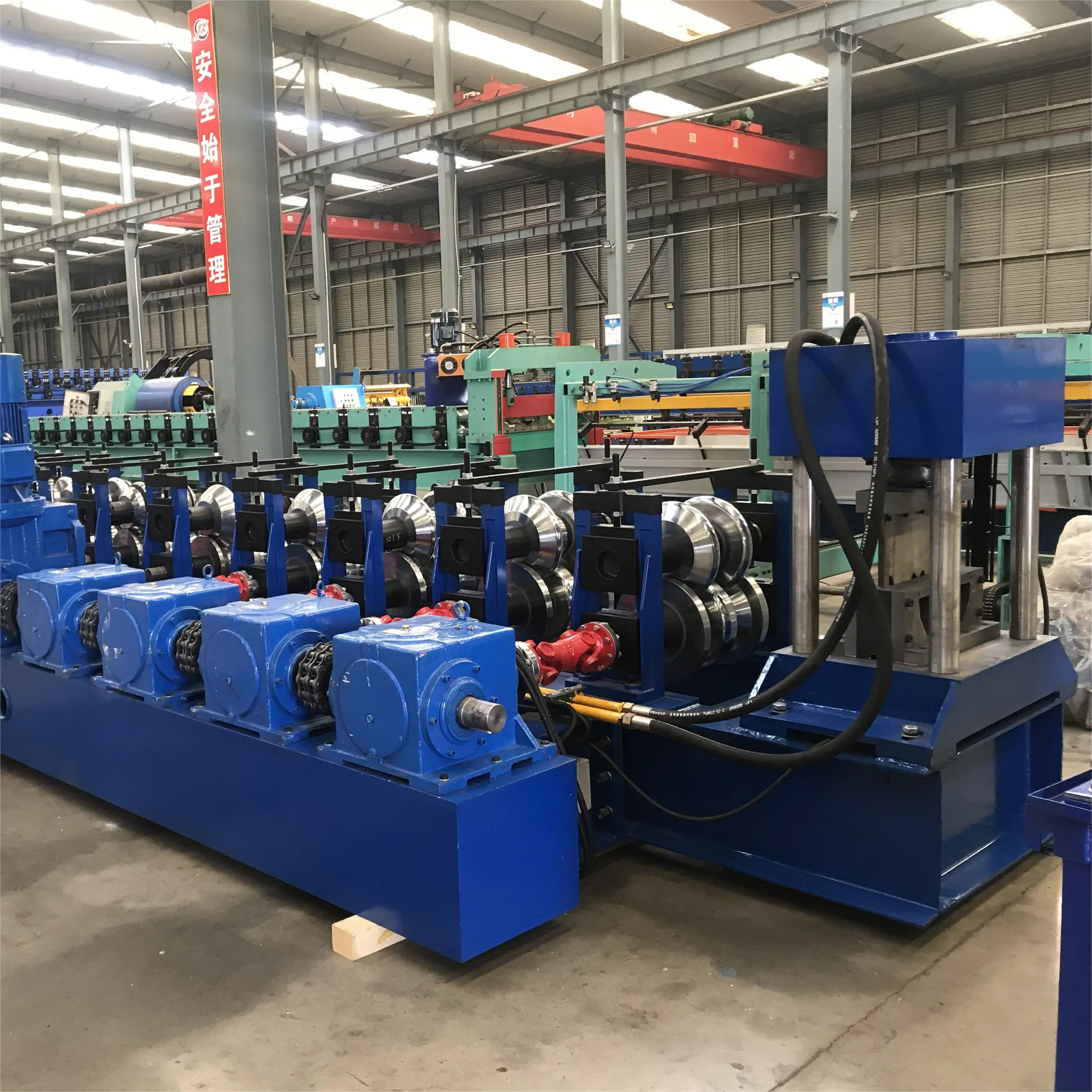 High Quality Metal Steel Iron Galvanized Highway Guardrail Roll Forming Machine