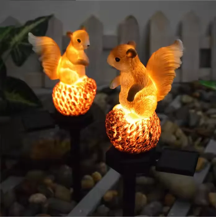 Solar Lawn Lamp Squirrel Landscape Lighting Resin Animal Cartoon Lamp Decoration Lighting Spike Solar Garden Light