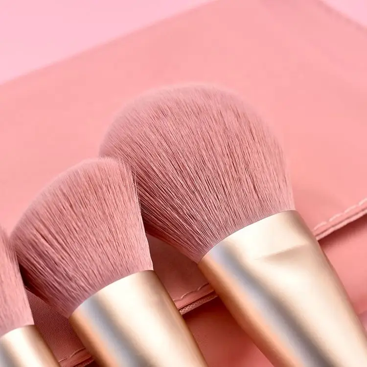 Low Moq Professional Custom Logo Pink Angled Kabuki Foundation Brush High Techniques Bling Makeup Brush Set High Quality