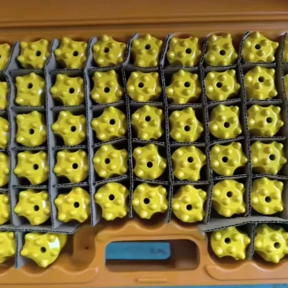 Drilling thread taper 7 11 33 Diameter 33 35 44 45 46 Drill bit with button