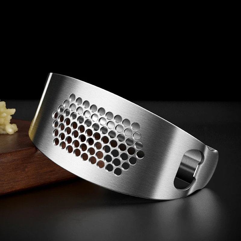 Stainless Steel Garlic Presses Manual Garlic Mincer Chopping Garlic Tools Curve Fruit Vegetable Tools Home Kitchen Gadgets